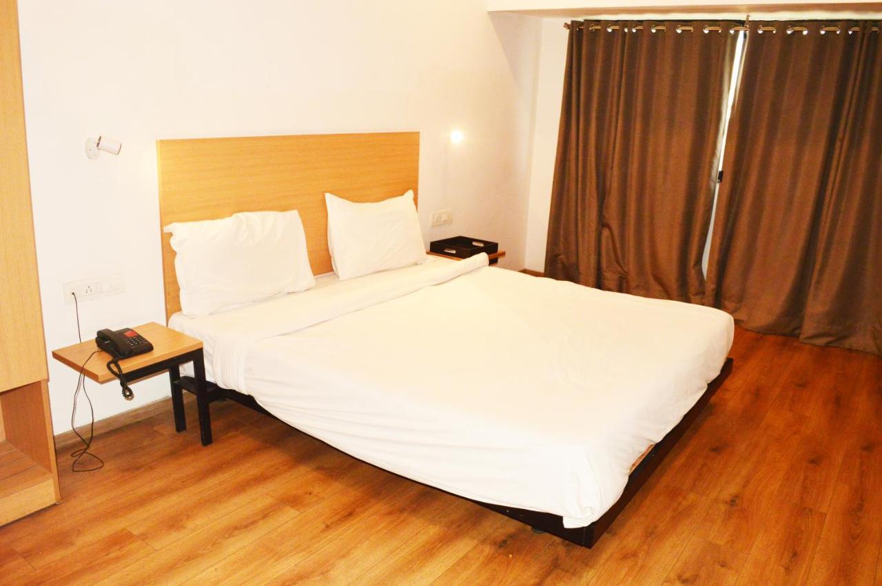Hotel Orient Avenue 那格浦尔 外观 照片